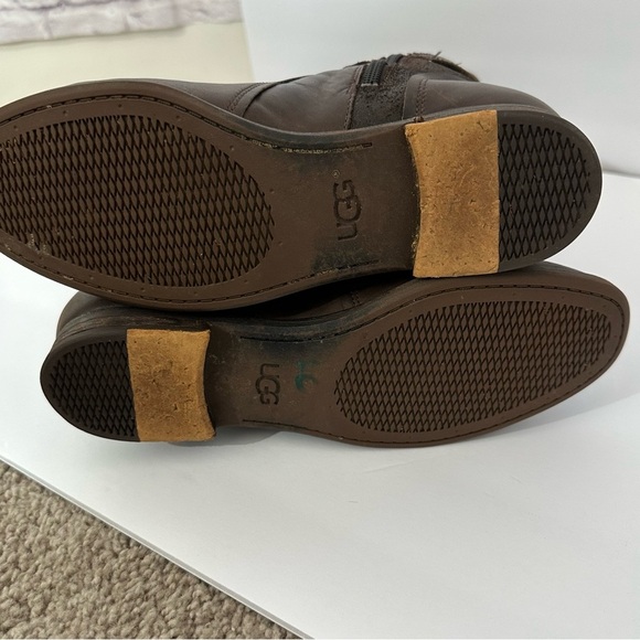 UGG Ladies DANAE women’s Leather Boots - Picture 7 of 11